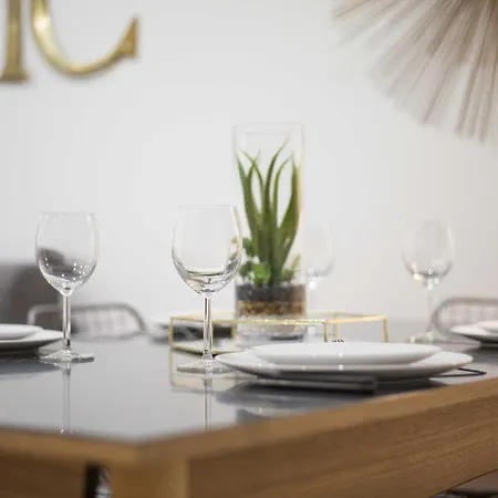 Experience Urban Life In The 10th Arrondissement Appartamento *
