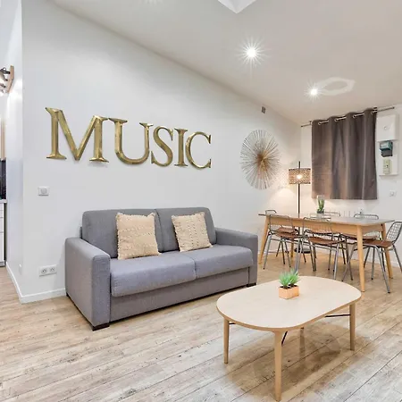 Appartamento Experience Urban Life In The 10th Arrondissement