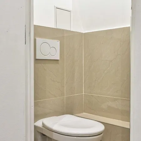 Experience Urban Life In The 10th Arrondissement Appartamento *