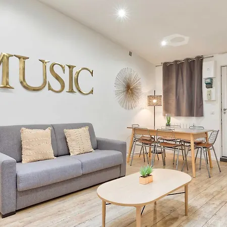 Appartamento Experience Urban Life In The 10th Arrondissement *
